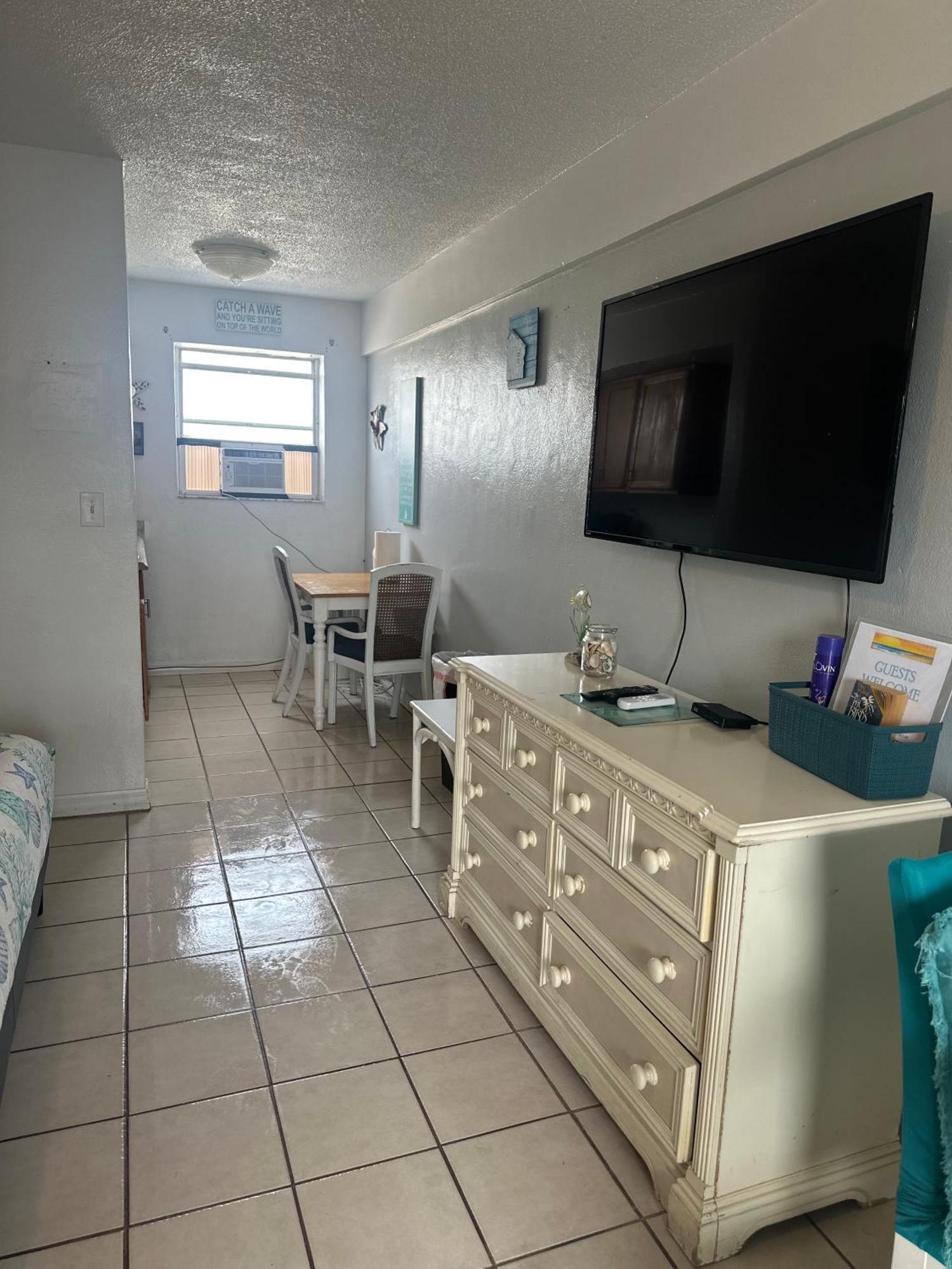 Turquoise Beach Retreat~King Bed~Daytona Beach Exterior photo